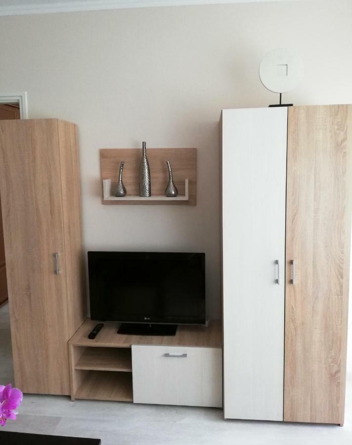 Strandfuerdo Apartman Eger Exteriér fotografie